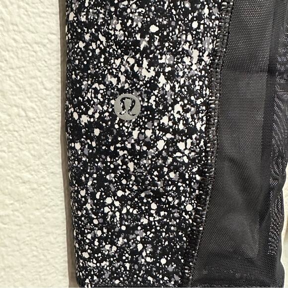 Lululemon Leggings Outrun 17" Crop Mesh Splatter White/Black SZ 4 - Picture 6 of 8